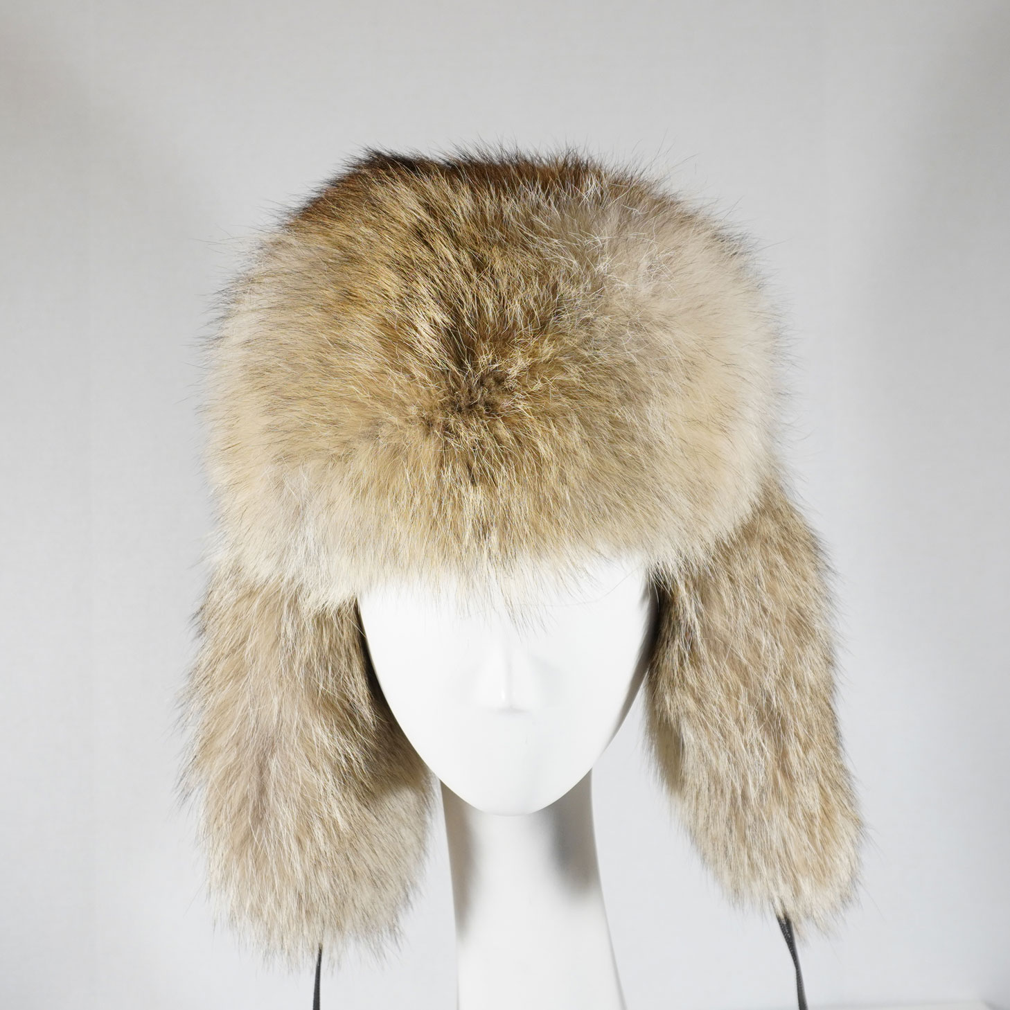 A traditional trooper silhouette reimagined for modern winter use.